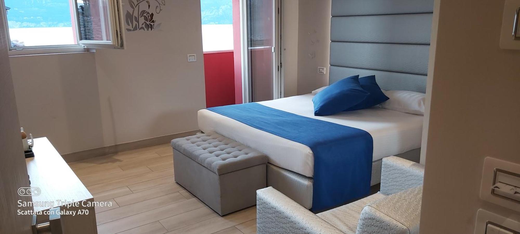 Hotel Danieli La Castellana Lago Di Garda Brenzone Extérieur photo