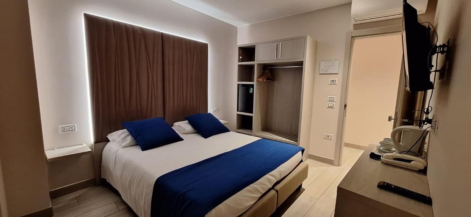 Hotel Danieli La Castellana Lago Di Garda Brenzone Extérieur photo
